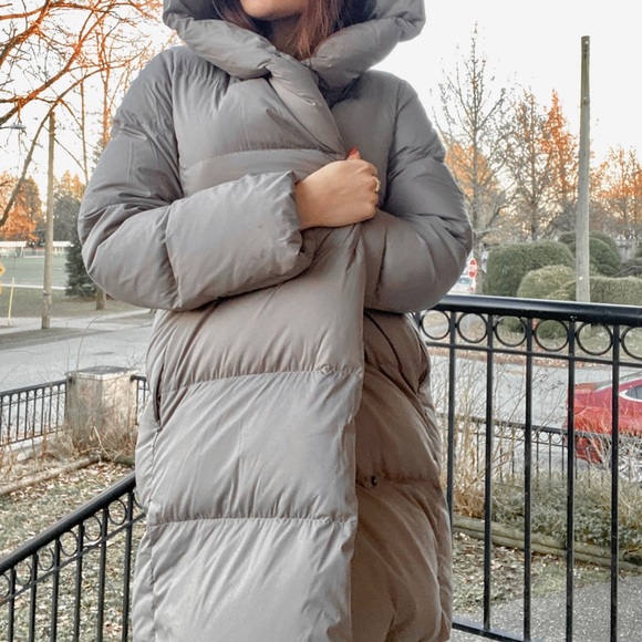 The Duvet Puffer Mid Jacket - Picture 5 of 5